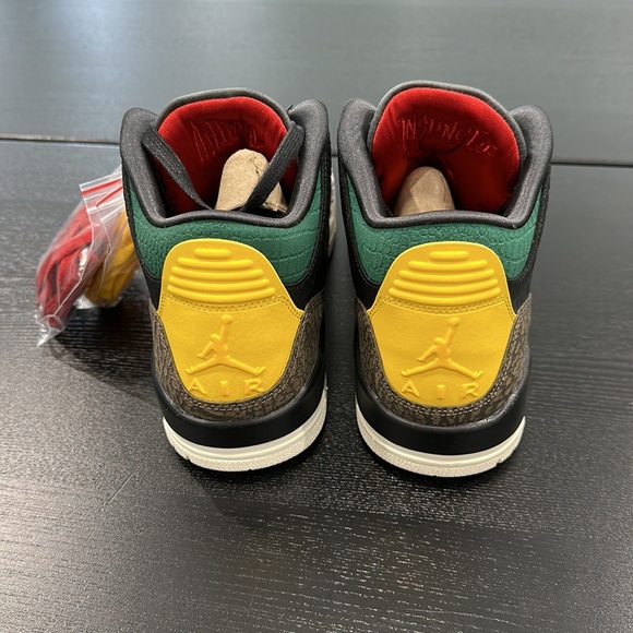 Nike Air Jordan 3 Retro SE Animal Instinct 2.0 - 10 - Picture 8 of 11